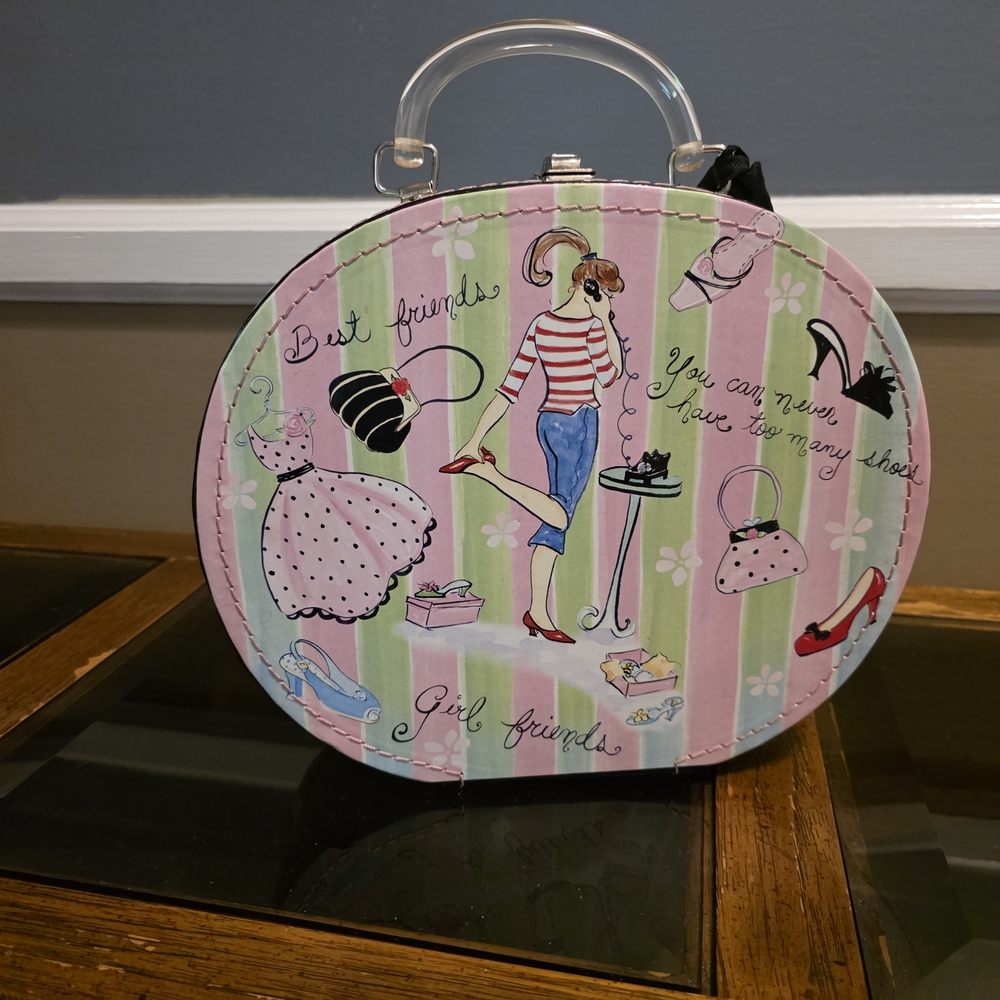 Stylish Women's Handbag with Fashion Print